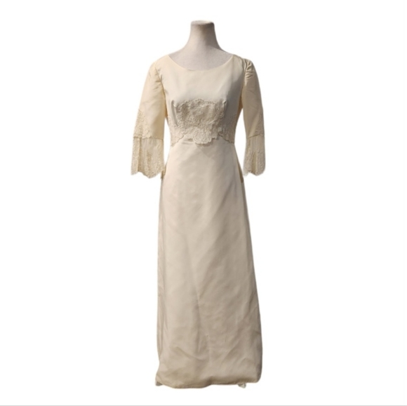 Dresses & Skirts - Vintage Wedding Dress with 3/4 Sleeves and Matching Cape